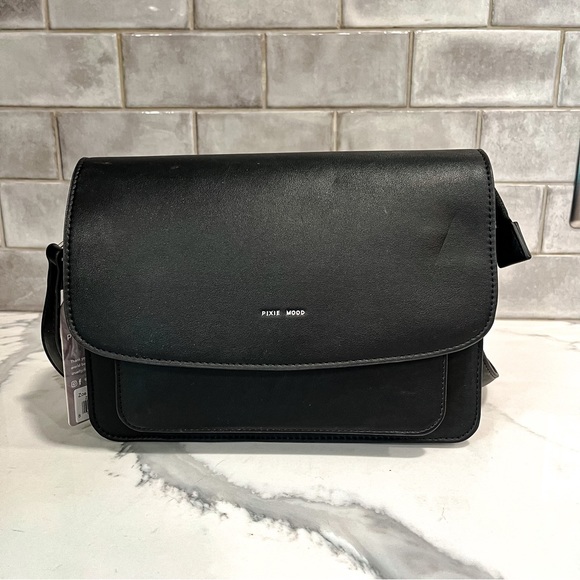 NWT Pixie Mood Zoe Crossbody - Black - Picture 1 of 6